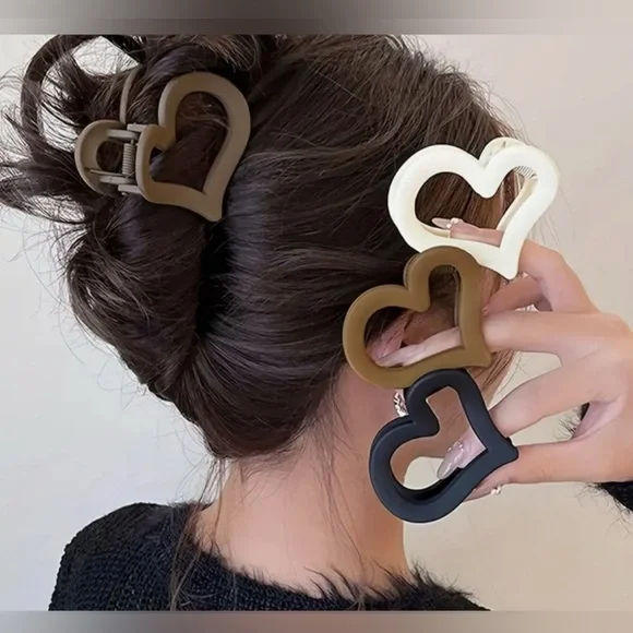 Heart Hair Clips Set of 4 multi colors - Picture 1 of 1